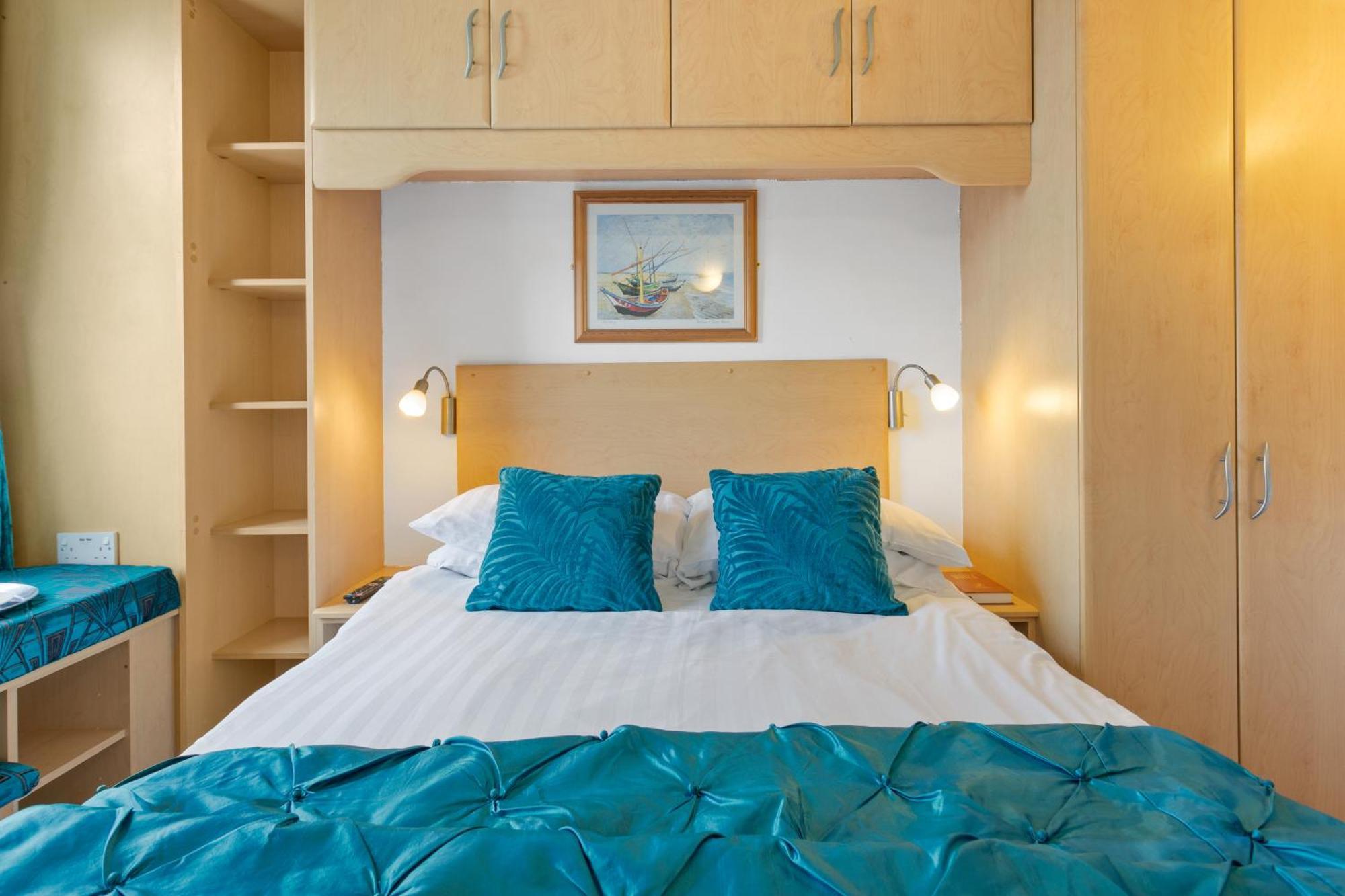 Seaways Hotel